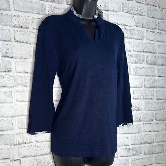 Crown & Ivy Blouse Sz Medium Navy Blue Knit Pullover V Neck Ruffle Edge Top Zip - Picture 1 of 6